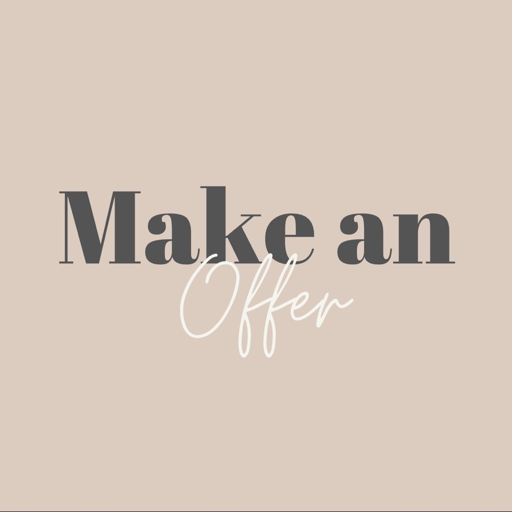 MAKE ME AN OFFER🤎